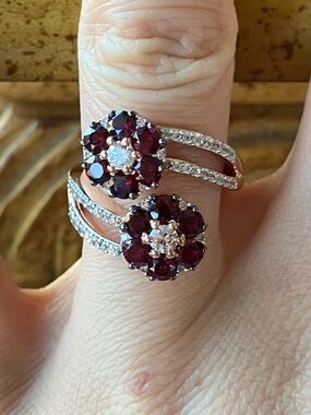 Anthill Garnet Sterling Silver Ring Size 6
